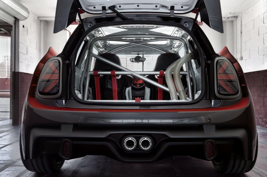 Багажник Mini John Cooper Works GP Concept (F56) 2017 года  (фото 15 из 63)